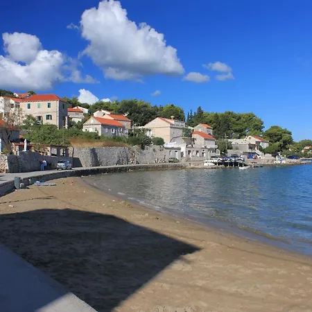 Apartment With Parking Space Lumbarda, Korcula - 4429