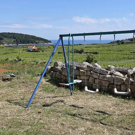 With Parking Space Lumbarda, Korcula - 4429 Apartment Lumbarda