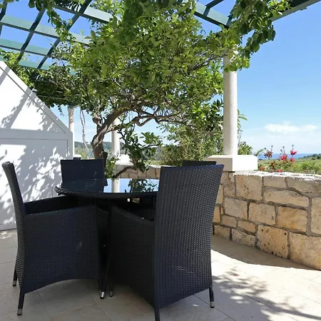 Apartamento With Parking Space Lumbarda, Korcula - 4429